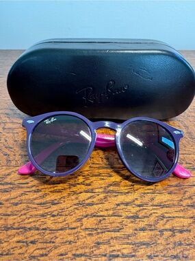 Ray-Ban Junior RJ9064S Kids Sunglasses